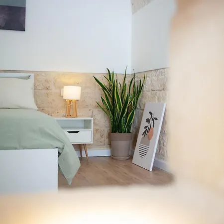 Casa Toni - Dimora Tipica Nel Cuore Di Bed & Breakfast Conversano